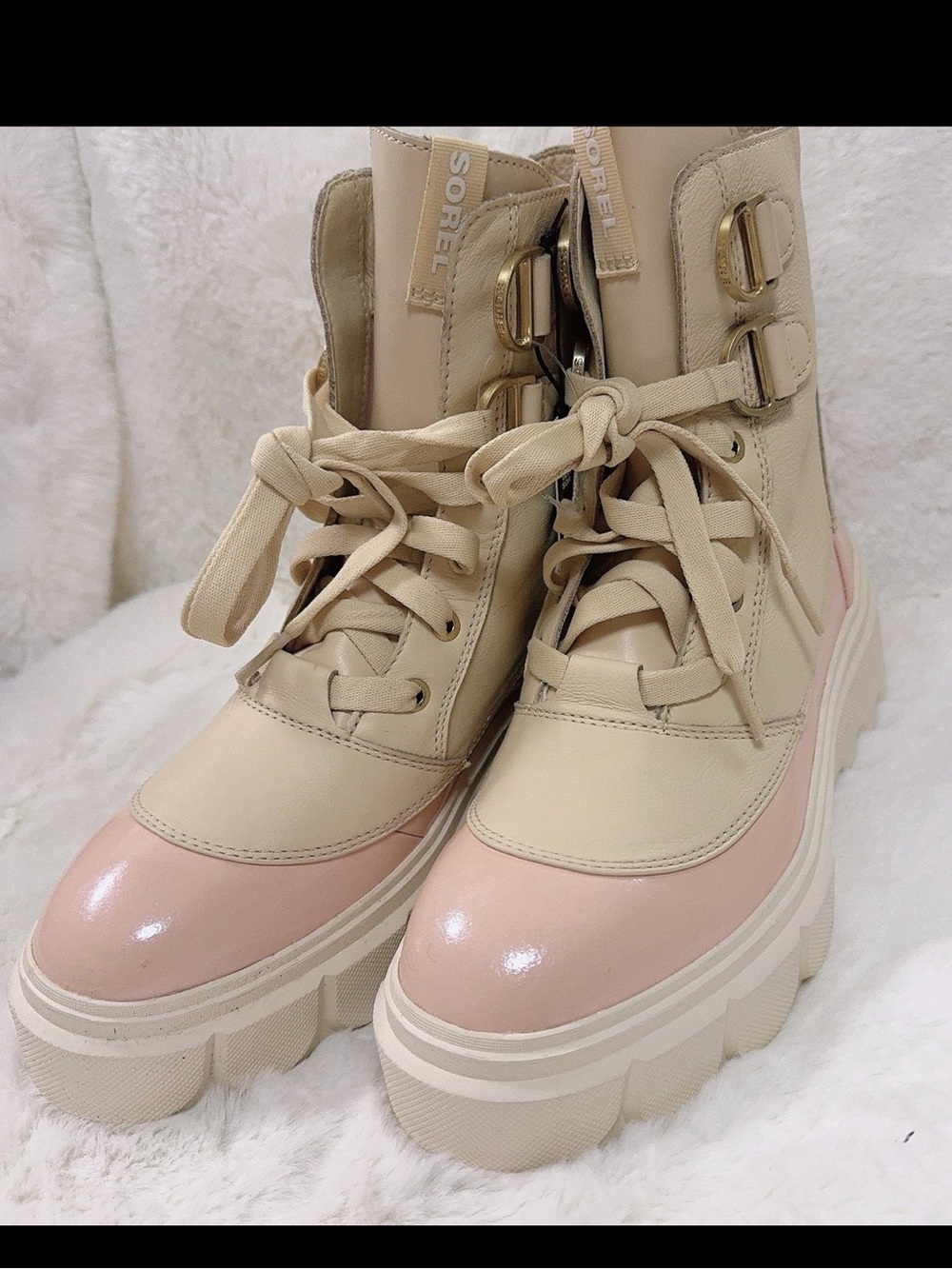 Sorel Caribou Waterproof Boot (Women) size 9.5 NWT